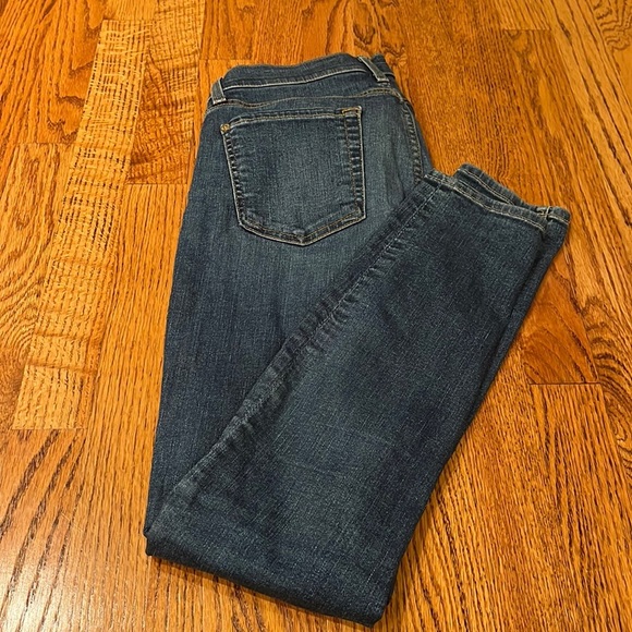 7 For All Mankind Woman’s Skinny Jeans Size 27